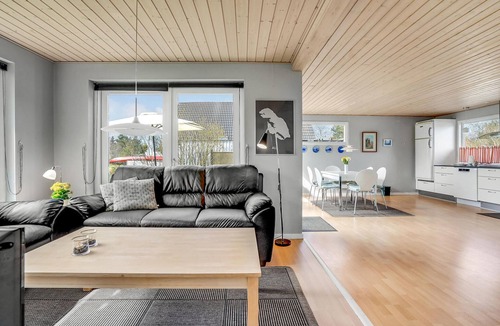 Skovmose House | 3 bedroom beach front home in Sydals