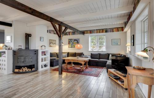 Blavand Strand House | 3 Bedroom Beach Front Home In Blåvand