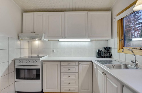 Hojby House | 3 bedroom beach front home in Højby
