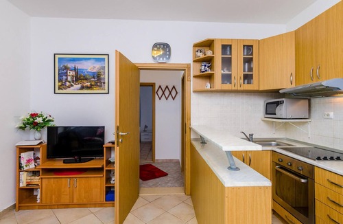 Slano House | 3 bedroom beach front home in Slano