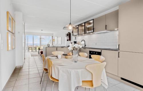 Assens House | 3 Bedroom Beach Front Home In Assens