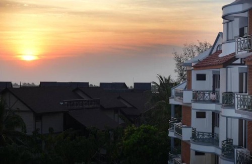 Padang Matsirat Apartment | 3 Bedroom Beachfront Apartment