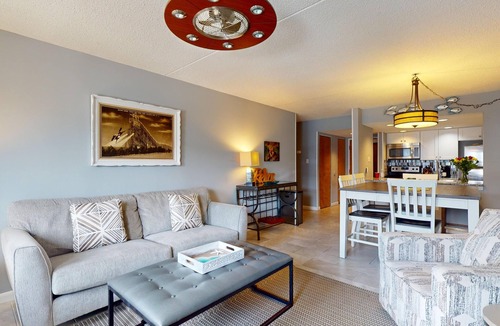 Southend Condo | 3 Bedroom Beachfront Condo with 2 Pools