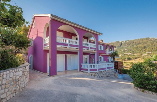 Banjol Apartment | 3 bedroom beautiful apartment in Mundanije