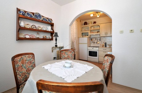 Pirovac Apartment | 3 bedroom beautiful apartment in Pirovac
