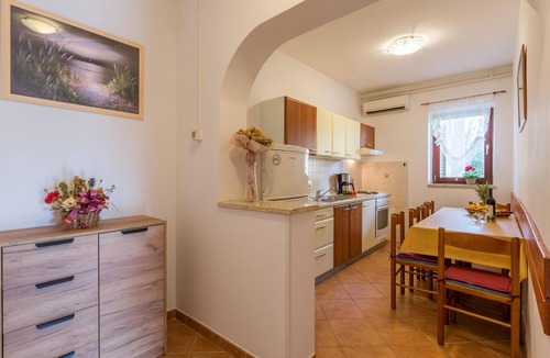 Vrvari Apartment | 3 bedroom beautiful apartment in Porec