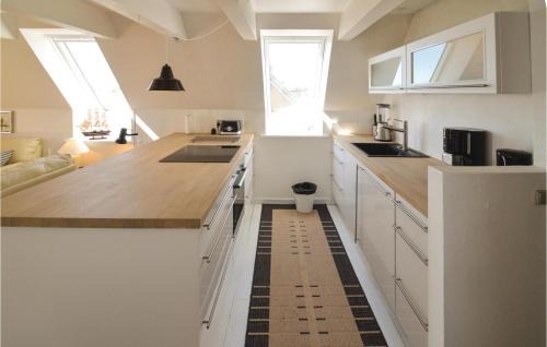 Rødvig Apartment | 3 Bedroom Beautiful Apartment In Rdvig Stevns
