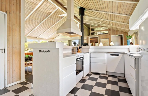 Lonstrup House | 3 bedroom beautiful home in Hjørring