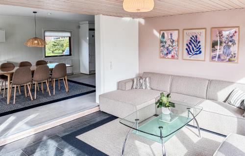 Middelfart House | 3 Bedroom Beautiful Home In Asperup
