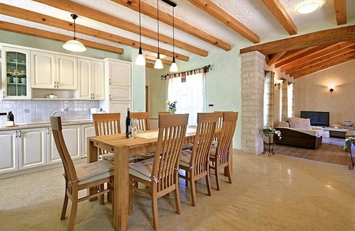 Jakovici House | 3 bedroom beautiful home in Tinjan