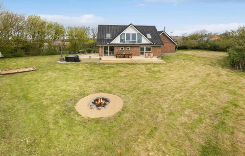 Amtoft House | 3 Bedroom Beautiful Home In Vesløs