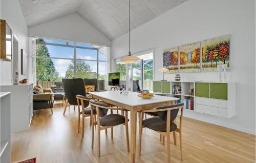 Hejlsminde Strand House | 3 Bedroom Beautiful Home In Hejls