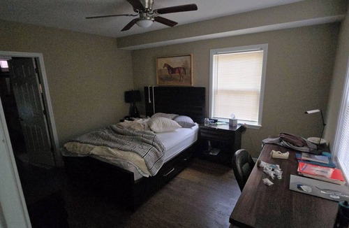 Bethel Bed & Breakfast | 3-bedroom bed & breakfast in quaint Kansas City with AC