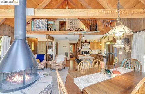 Strawberry Cabin | 3-bedroom cabin 10 Mins Dr. to Dodge Ridge Ski Resort & Leland & Pinecrest Lake