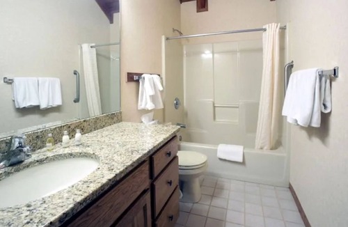 Breezy Point Resort | 3-bedroom cabin at Breezy Point Resort on golf course, Sleeps up to 10