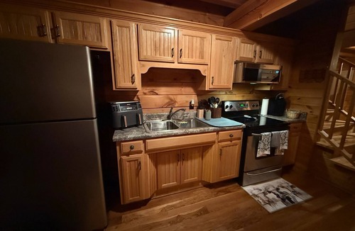 Rutherford County Cabin | 3-bedroom cabin in peaceful Lascassas with AC