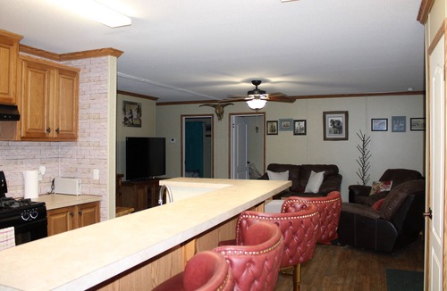 Elk County Cabin | 3-bedroom cabin in the beautiful flint hills of Kansas.