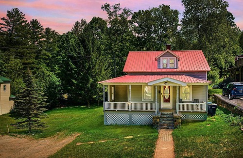 Saranac Lake Cottage | 3 Bedroom Cabin Village of Saranac Lake