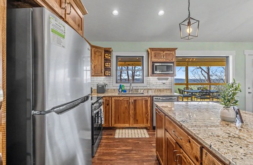 Jerome Cabin | 3-bedroom cabin with breathtaking views