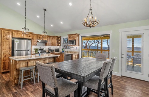 Jerome Cabin | 3-bedroom cabin with breathtaking views
