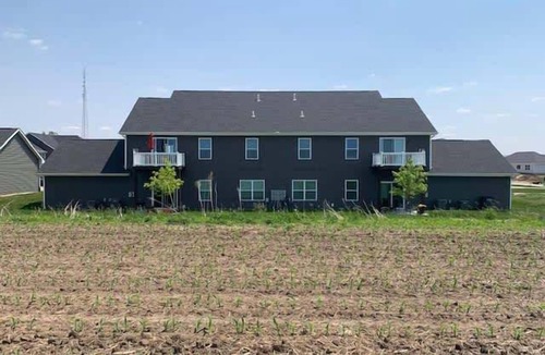 Bettendorf Condo | 3 Bedroom Condo with a King bed in Bettendorf