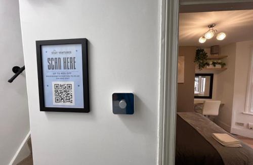 Gillingham Apartment | 3 bedroom-Contractors-Professionals