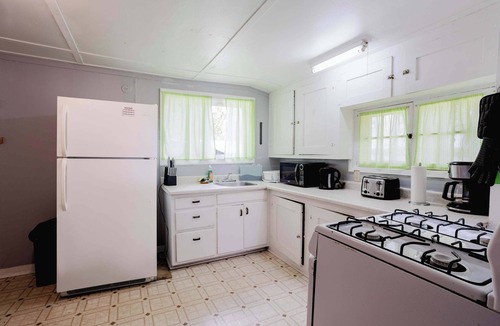 Bobcaygeon House | 3-Bedroom Cottage #7 - Ambleside/BBQ and Beach