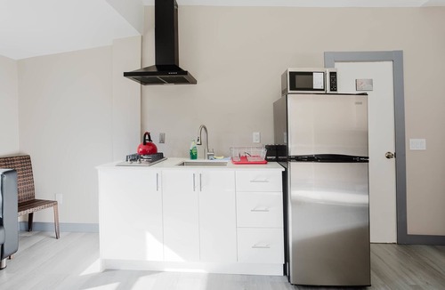 Gravenhurst House | 3-Bedroom Cottage #7 - Austrian Pine