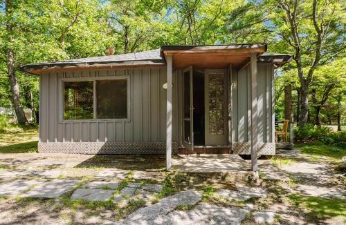 Carling House | 3-Bedroom Cottage #9 - Sand Bay