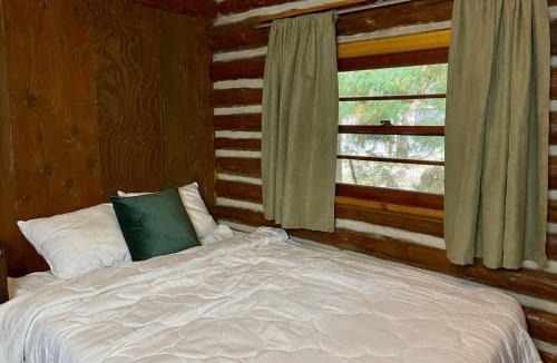 Rosedale House | 3-Bedroom Cottage on Balsam Lake in Kawarthas #14