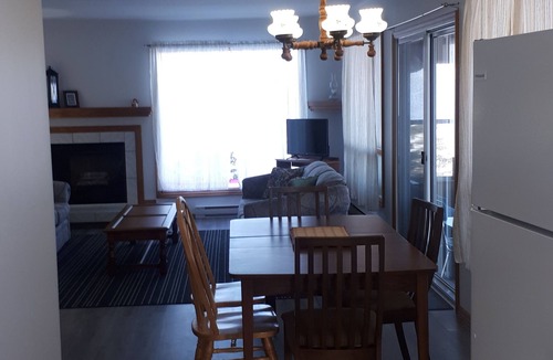Keewatin House | 3 Bedroom Cottage with an Amazing View