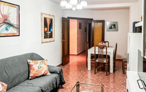 Montalban Apartment | 3 Bedroom Cozy Apartment In Montalbán