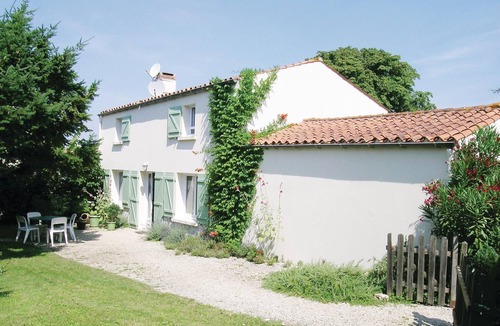 La Jonchere House | 3 bedroom cozy home in La Jonchere