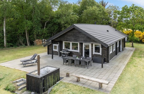 Hojslev House | 3 bedroom cozy home in Højslev