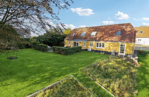 Logstrup House | 3 bedroom cozy home in Løgstrup