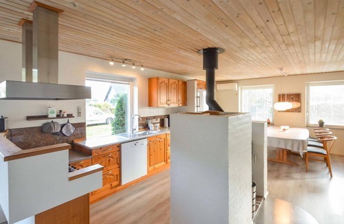 Fur House | 3 bedroom cozy home in Fur