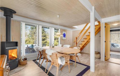 Sundstrup House | 3 Bedroom Cozy Home In Højslev