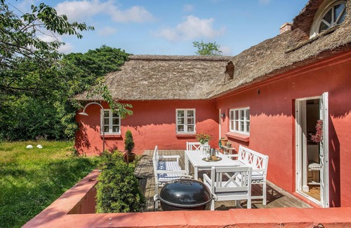 Hou House | 3 bedroom cozy home in Hals