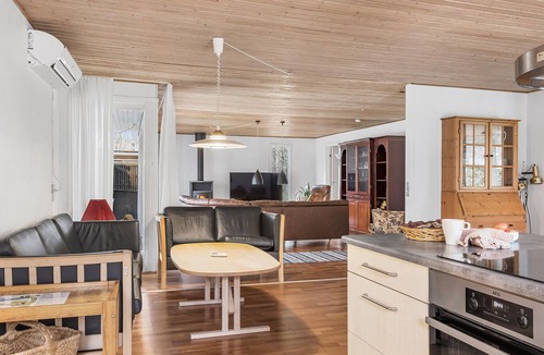 Hou House | 3 bedroom cozy home in Hals