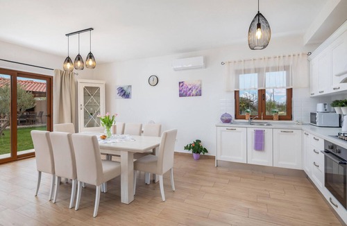 Drnis House | 3 bedroom cozy home in Kljuc