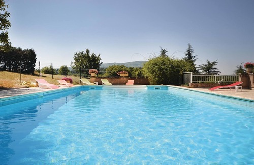 Sault House | 3 bedroom cozy home in Sault