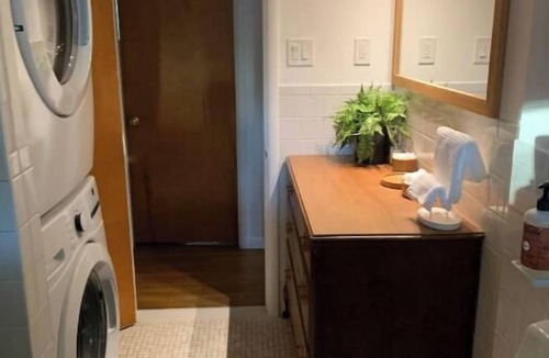 McKownville House | 3 Bedroom Cozy Ranchnn