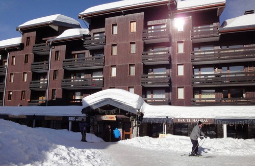 Meribel-Mottaret Apartment | 3-Bedroom Duplex Near Slopes, Pets Allowed