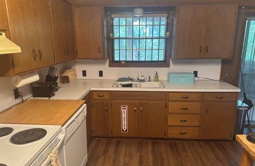 Eufaula Cabin | 3-bedroom Eufaula cove cabin with lake view and lake access