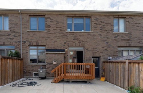 Brampton House | 3-Bedroom Family Home with Parking in Brampton