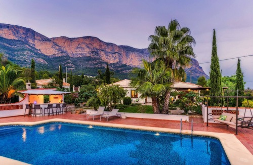 Ermita Villa | 3 Bedroom Family Villa in Javea