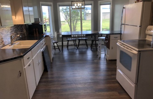 Afton House | 3 Bedroom Farm House