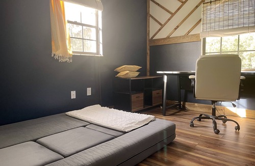 Fellowship Other | 3-bedroom Farmhouse in Ocala with WiFi, AC, Fire Pit on Treed, Grassy Acreage