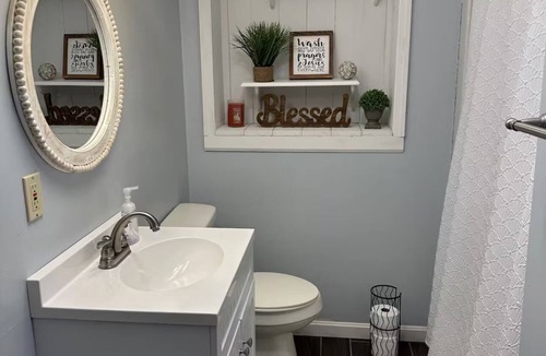Vincent Other | 3- Bedroom Farmhouse near the Red River Gorge