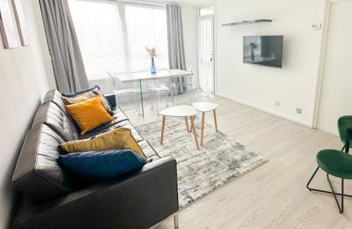 De Beauvoir Apartment | 3 Bedroom Flat Haggerston, Hackney, London